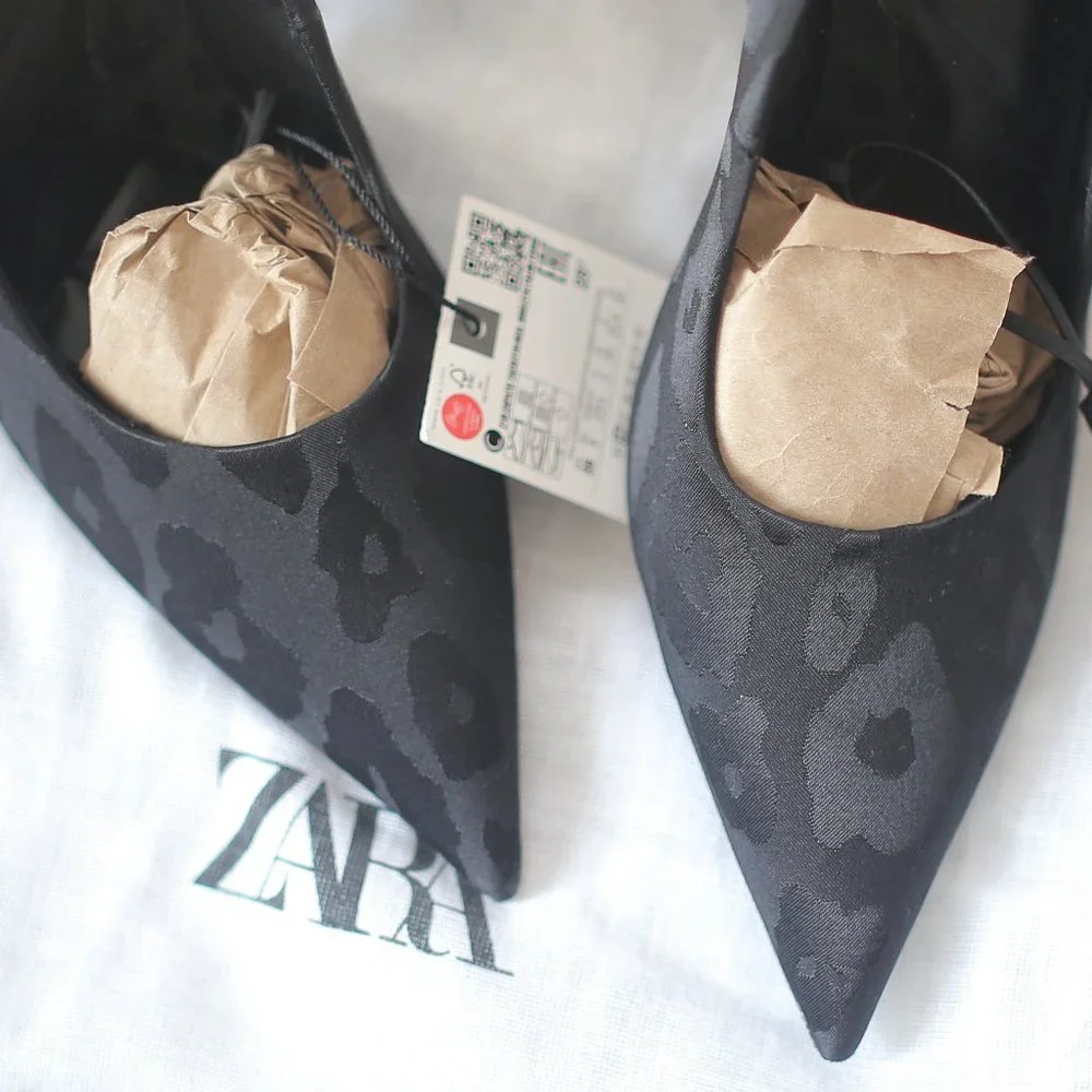 Zara Black Patterned Heels - Picture 3 of 6